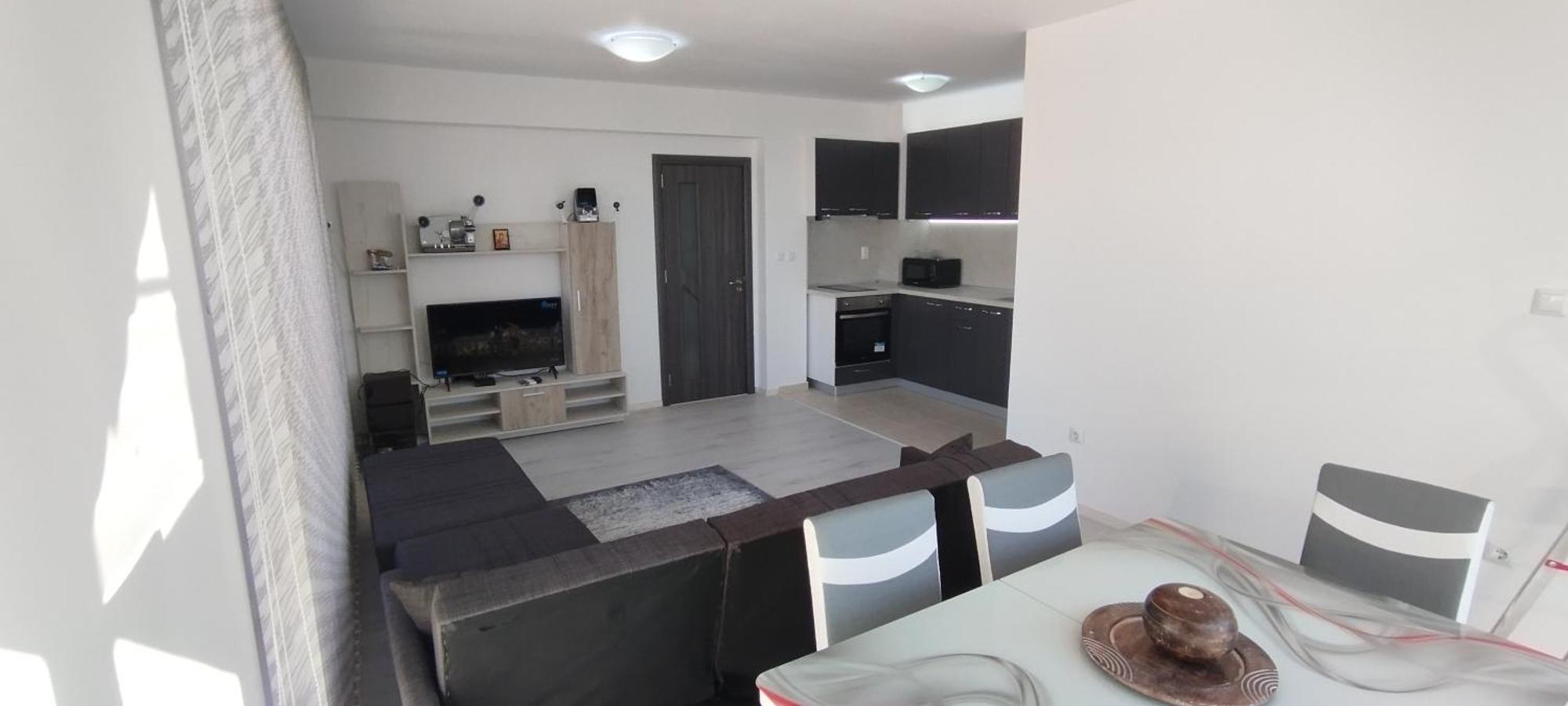 Valemar Apartments Pomorie Bagian luar foto