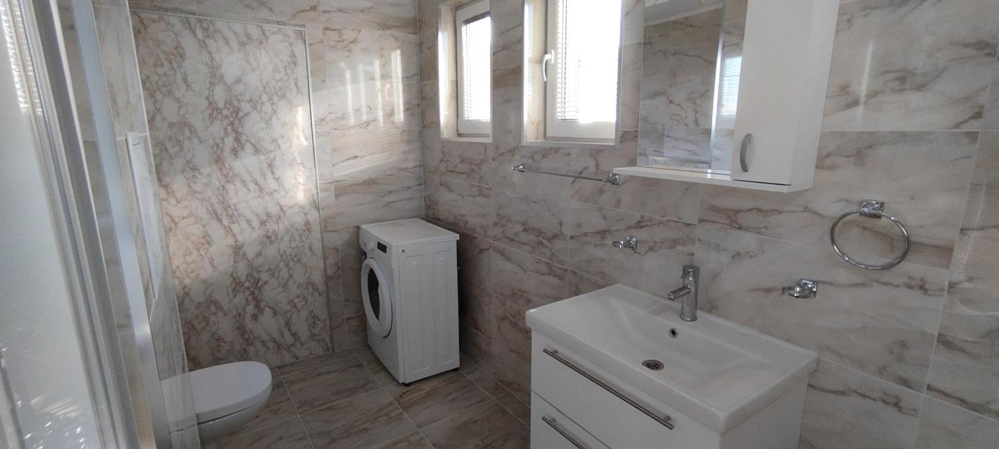 Valemar Apartments Pomorie Bagian luar foto